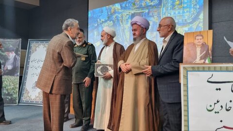 تصاویر / همایش تجلیل از همسران و‌ مادران خادمین حسینی ستاد عتبات و عالیات استان قزوین