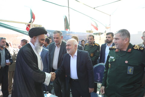 آیین واگذاری 350 واحد مسکونی به مددجویان کمیته امداد در شهرستان کارون