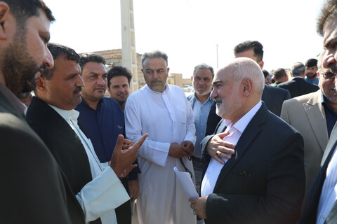 آیین واگذاری 350 واحد مسکونی به مددجویان کمیته امداد در شهرستان کارون