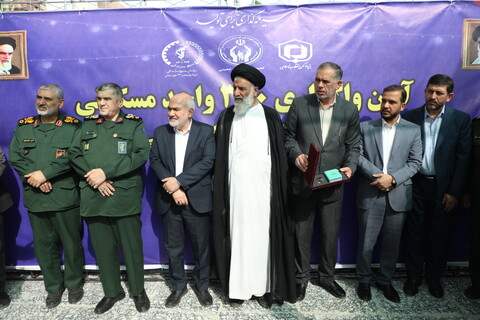 آیین واگذاری 350 واحد مسکونی به مددجویان کمیته امداد در شهرستان کارون