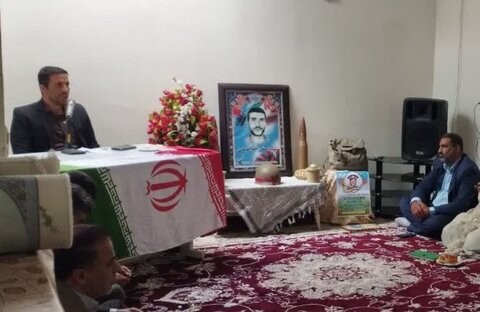 تصاویر/یادواره خانگی شهید صفی الله احمدی در شازند