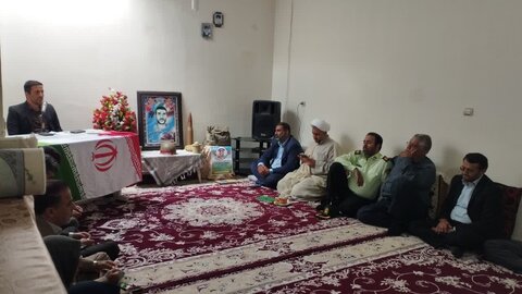 تصاویر/یادواره خانگی شهید صفی الله احمدی در شازند