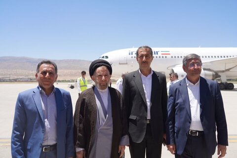 تصاویر آیین بدرقه اعزام حجاج لرستانی به سرزمین وحی از فرودگاه بین المللی خرم آباد