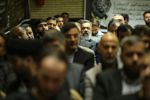 تصاویر/ مراسم ترحیم حجت الاسلام و المسلمین  یوسف پور در مسجد نور تهران