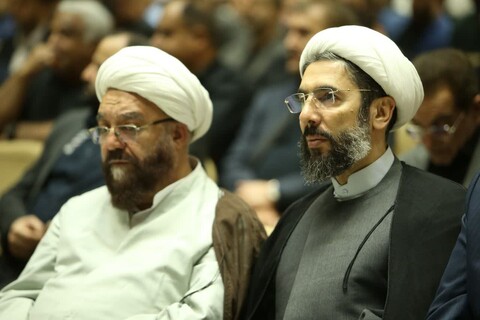 تصاویر/ مراسم ترحیم حجت الاسلام و المسلمین  یوسف پور در مسجد نور تهران