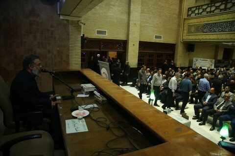 تصاویر/ مراسم ترحیم حجت الاسلام و المسلمین  یوسف پور در مسجد نور تهران