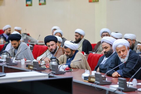 تصاویر | نشست روشنگری و بصیرتی ائمه جمعه استان و علمای شاخص تبریز در سپاه عاشورا