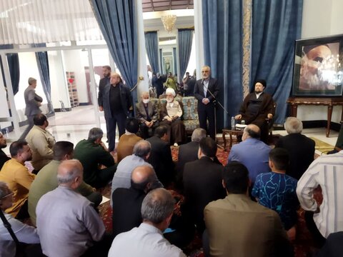 تصاویر/ نشست هم اندیشی مسئولان ستاد مرکزی بزرگداشت امام خمینی(ره)