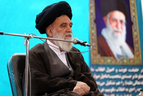 تصاویر/ اولین اجلاسیه سراسری «ایمان و امید امام خمینی(ره) در اندیشه امام خامنه ای»