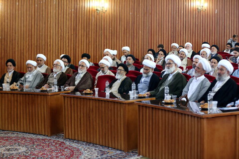 تصاویر/ اولین اجلاسیه سراسری «ایمان و امید امام خمینی(ره) در اندیشه امام خامنه ای»