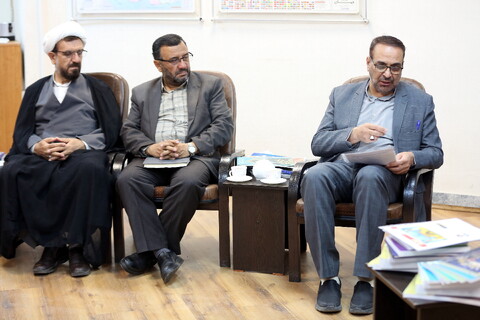 تصاویر/ دیدار اعضاء دبیرخانه کنگره بین المللی علامه بهابادی یزدی با مدیر حوزه های علمیه