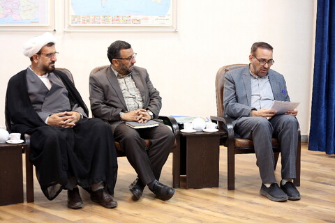 تصاویر/ دیدار اعضاء دبیرخانه کنگره بین المللی علامه بهابادی یزدی با مدیر حوزه های علمیه