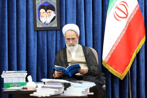 تصاویر/ دیدار اعضاء دبیرخانه کنگره بین المللی علامه بهابادی یزدی با مدیر حوزه های علمیه