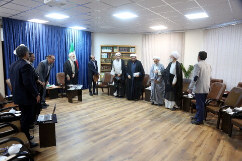 تصاویر/ دیدار اعضاء دبیرخانه کنگره بین المللی علامه بهابادی یزدی با مدیر حوزه های علمیه