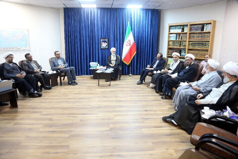 تصاویر/ دیدار اعضاء دبیرخانه کنگره بین المللی علامه بهابادی یزدی با مدیر حوزه های علمیه