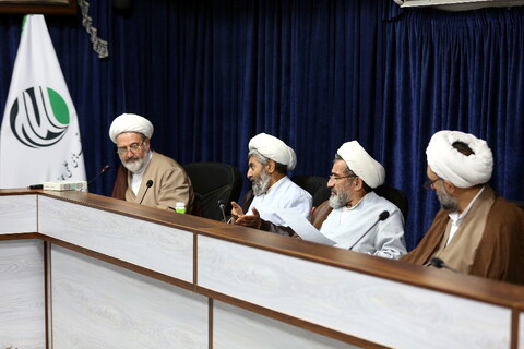 تصاویر/ نشست شورای علمی کنگره امناء الرسل