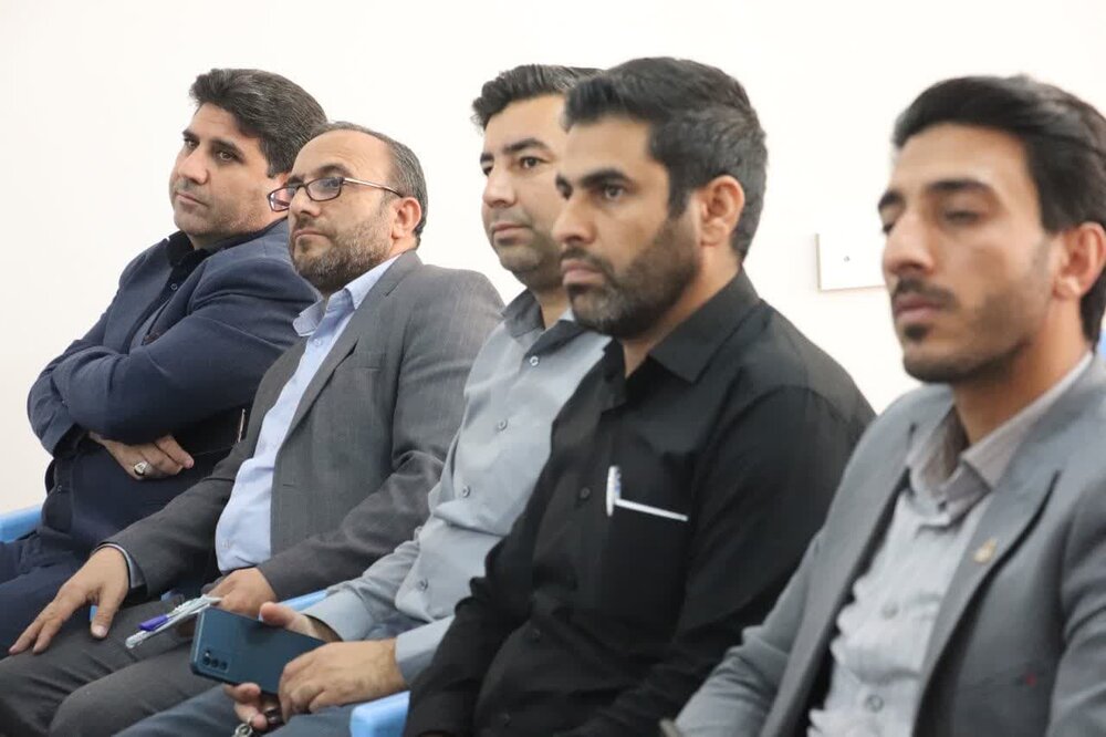 تصاویر/ جلسه قرارگاه جهاد تببین در شهرستان مهران تصاویر/ جلسه قرارگاه جهاد تببین در شهرستان مهران