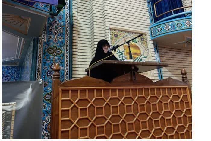 حفظ و استمرار نظام وابسته به کارآمدی و نشر علوم اسلامی در حوزه‌های علمیه است