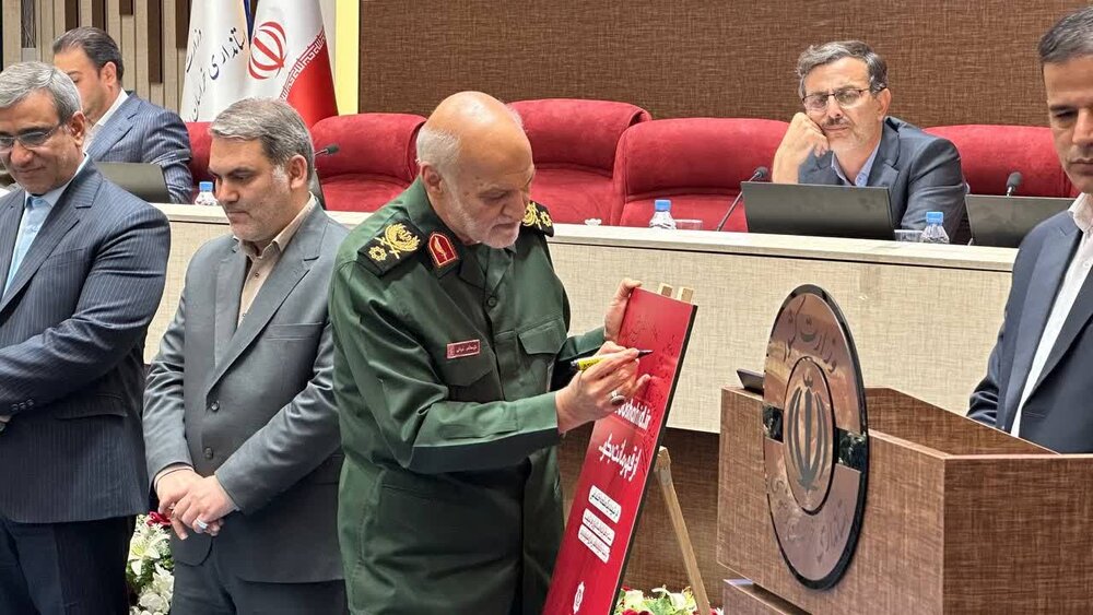 کنگره شهدا فرصتی بی‌بدیل برای مردمی‌سازی و گفتمان‌سازی است