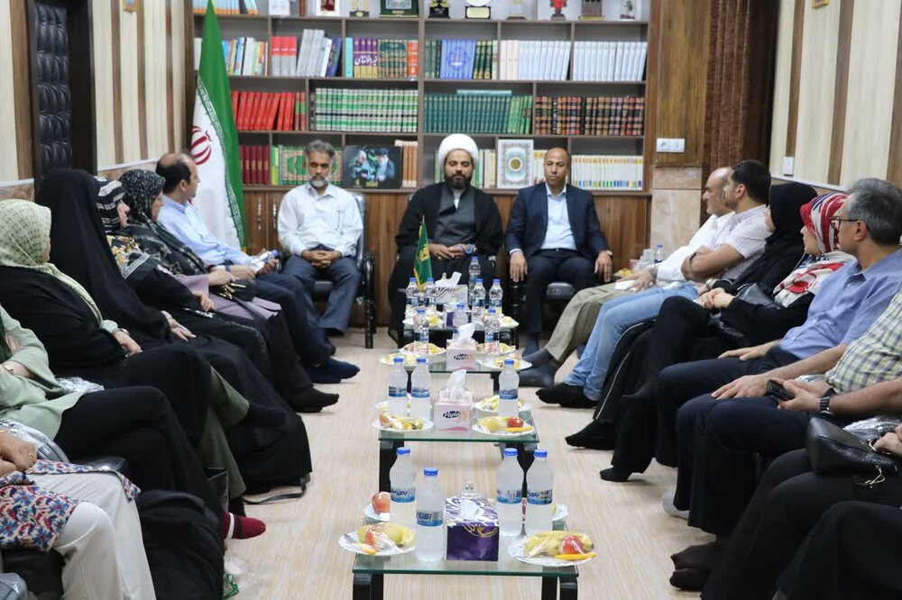 امام جمعه شهرستان خمیر از خدمات گروه جهادی پزشکی موسسه راه ایمان قدردانی کرد+تصاویر