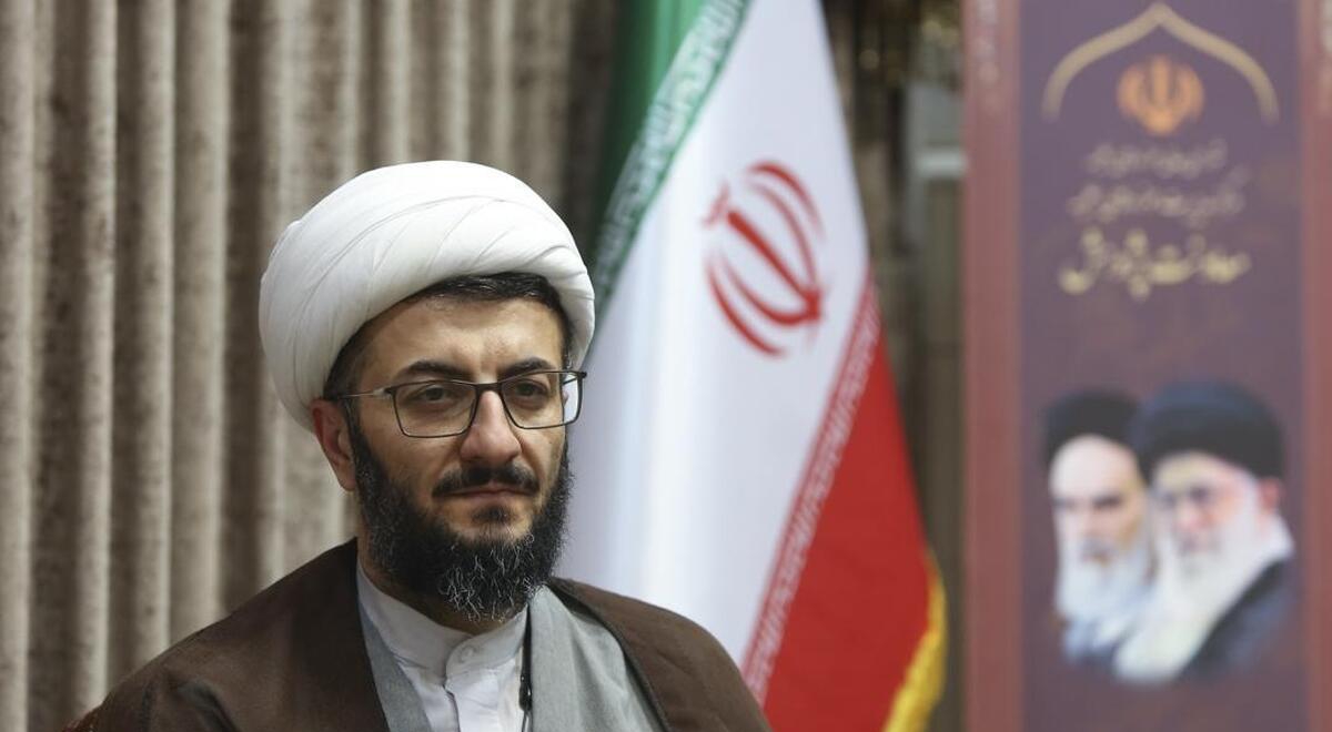 نخبگان حوزوی شناسایی و حمایت شوند