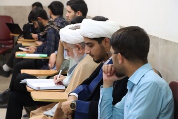 رسالت حوزه های علمیه هدایت گری طلاب به اهداف بلند است