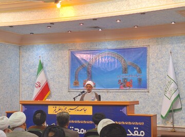 نقش مساجد در ترویج فرهنگ ایثار و شهادت محوری است