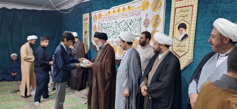 ممتازین پایه ۱ تا ۱۰ مدرسه علمیه علی بن موسی الرضا (ع)  یاسوج تجلیل شد