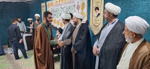 ممتازین پایه ۱ تا ۱۰ مدرسه علمیه علی بن موسی الرضا (ع)  یاسوج تجلیل شد