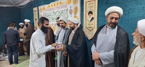 ممتازین پایه ۱ تا ۱۰ مدرسه علمیه علی بن موسی الرضا (ع)  یاسوج تجلیل شد