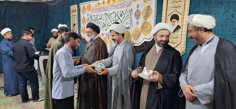 ممتازین پایه ۱ تا ۱۰ مدرسه علمیه علی بن موسی الرضا (ع)  یاسوج تجلیل شد