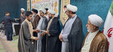 ممتازین پایه ۱ تا ۱۰ مدرسه علمیه علی بن موسی الرضا (ع)  یاسوج تجلیل شد