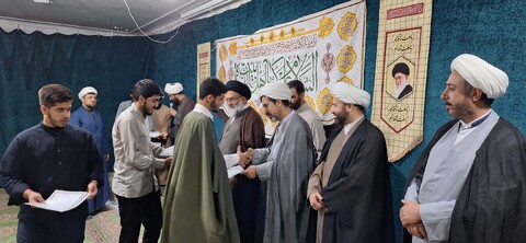 ممتازین پایه ۱ تا ۱۰ مدرسه علمیه علی بن موسی الرضا (ع)  یاسوج تجلیل شد