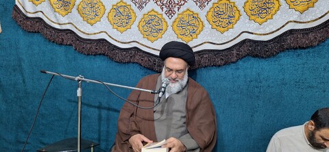 ممتازین پایه ۱ تا ۱۰ مدرسه علمیه علی بن موسی الرضا (ع)  یاسوج تجلیل شد