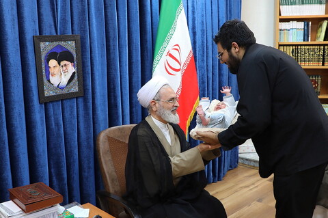 تصاویر/ دیدار اعضای ستاد راهبری جمعیت حوزه‌های علمیه با آیت الله اعرافی