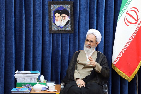 تصاویر/ دیدار اعضای ستاد راهبری جمعیت حوزه‌های علمیه با آیت الله اعرافی