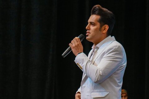 تصاویر/ جشن ازدواج بیش از ۱۵۰ زوج جوان در تالار شهرِ کاشان