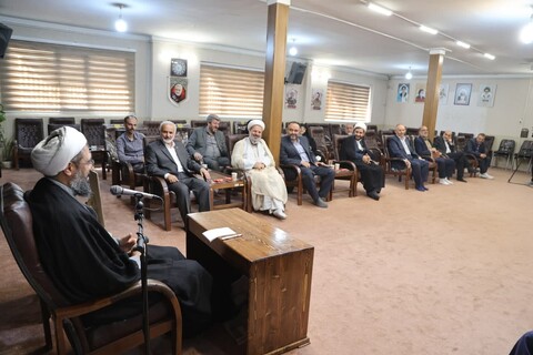 تصاویر / / آیین تکریم و معارفه مدیر دفتر نمایندگی کانون‌های خدمت آستان قدس رضوی استان همدان