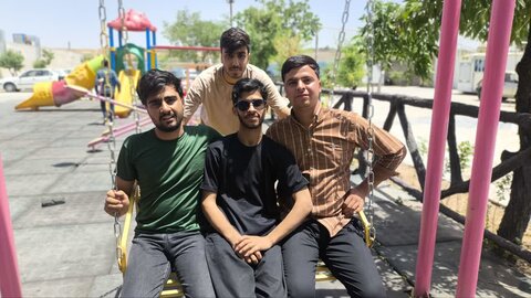 اردوی زیارتی و سیاحتی طلاب مدرسه علمیه ثامن الائمه(ع) حاجی‌آباد به مشهد مقدس