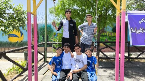 اردوی زیارتی و سیاحتی طلاب مدرسه علمیه ثامن الائمه(ع) حاجی‌آباد به مشهد مقدس