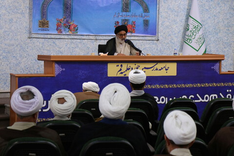 تصاویر/ گردهمایی ائمه جماعات مساجد استان قم