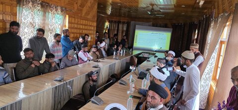 مرحوم آیت اللہ آغا سید محمد باقر ؒ الموسوی کے چہلم کے مناسبت سے مرکزی امام باڑہ بڈگام میں مجلس عزا