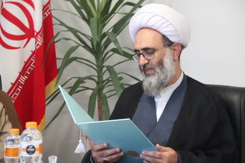 تصاویر / جلسه شور ای حوزه علمیه استان قزوین با حضور مدیر منطقه ۲ حوزه قائم مقام امور استانها ی حوزه های علمیه کشور