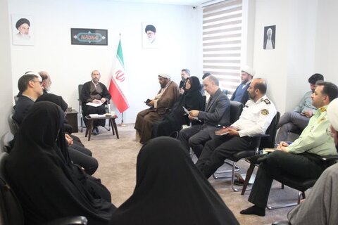 تصاویر / نشست هماهنگی برنامه های جشن غدیر در استان قزوین