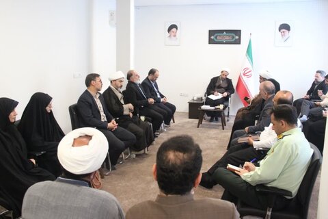 تصاویر / نشست هماهنگی برنامه های جشن غدیر در استان قزوین