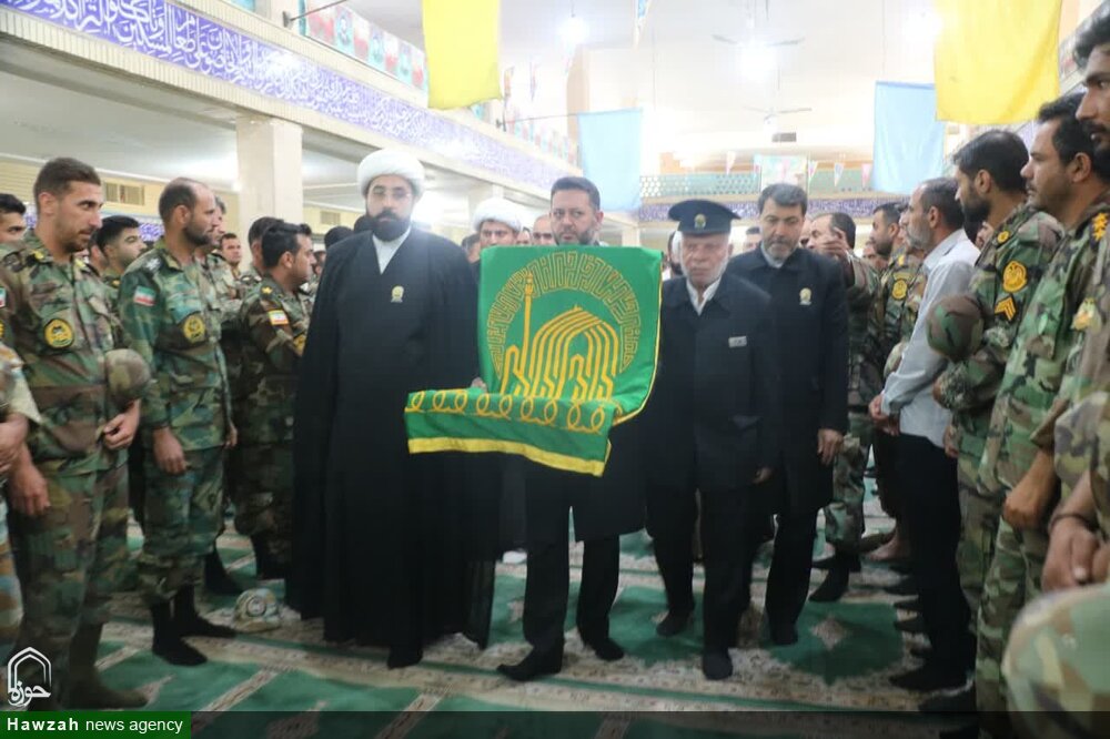 خادمان حرم امام رضا (ع) گروه۴۴ توپخانه نزاجا را نورانی کردند + تصاویر