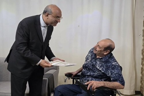 تجلیل استاندار کرمانشاه از دو جانباز سرافراز + تصاویر