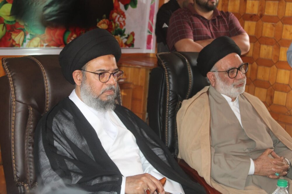 हौजा इल्मिया सिर्फ दर्स व तदरीस का मरकज़ नहीं है, बल्कि एक बौद्धिक और नैतिक क्रांति की नींव भी है: मौलाना अकील अल-ग़रवी