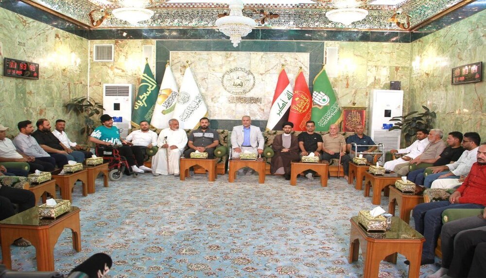 العتبة الحسينية تستضيف (30) جريحا من ملبي فتوى الدفاع الكفائي تكريما لتضحياتهم العتبة الحسينية تستضيف (30) جريحا من ملبي فتوى الدفاع الكفائي تكريما لتضحياتهم