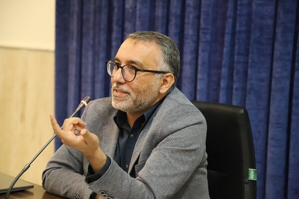 نشست علمی «دین در آزمایشگاه» در قم برگزار شد